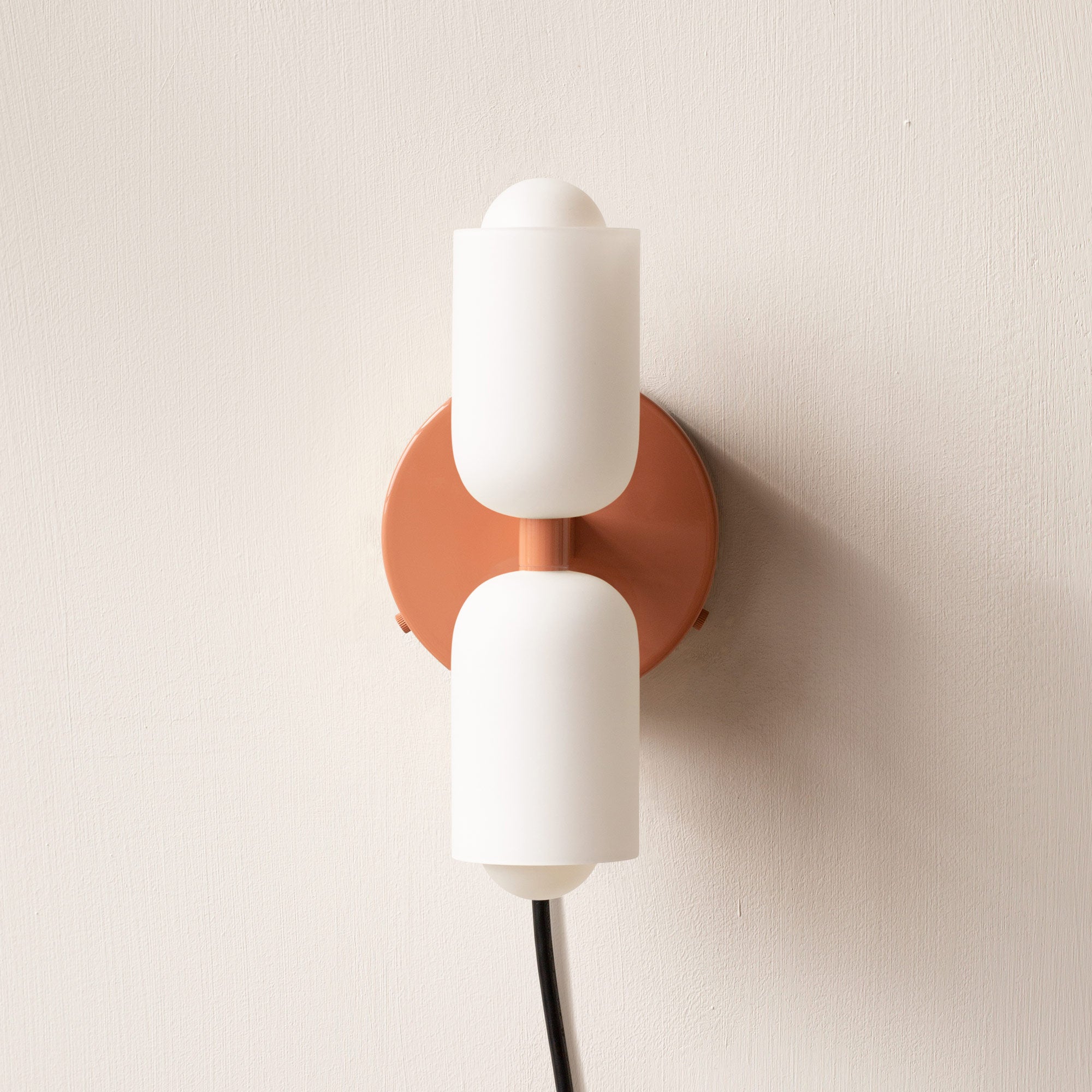 SolaraTwin Wall Light