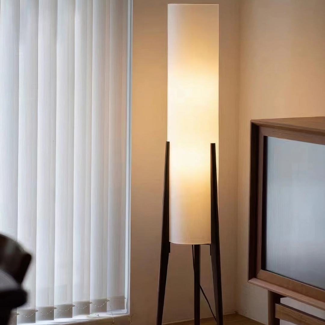 LumaOak Art Lamp