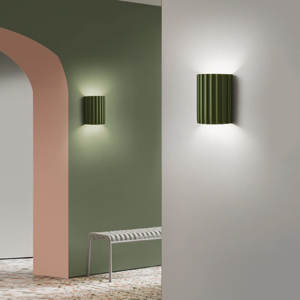 SolaraArc LED Lamp