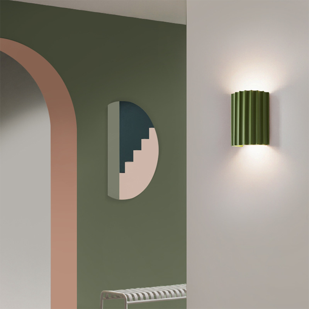 SolaraArc LED Lamp