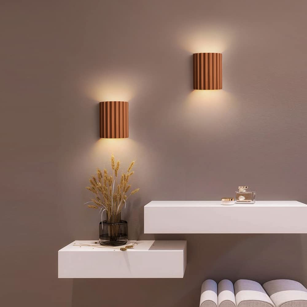 SolaraArc LED Lamp