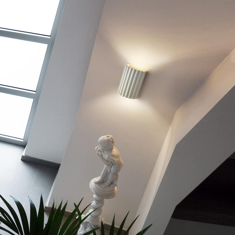 SolaraArc LED Lamp
