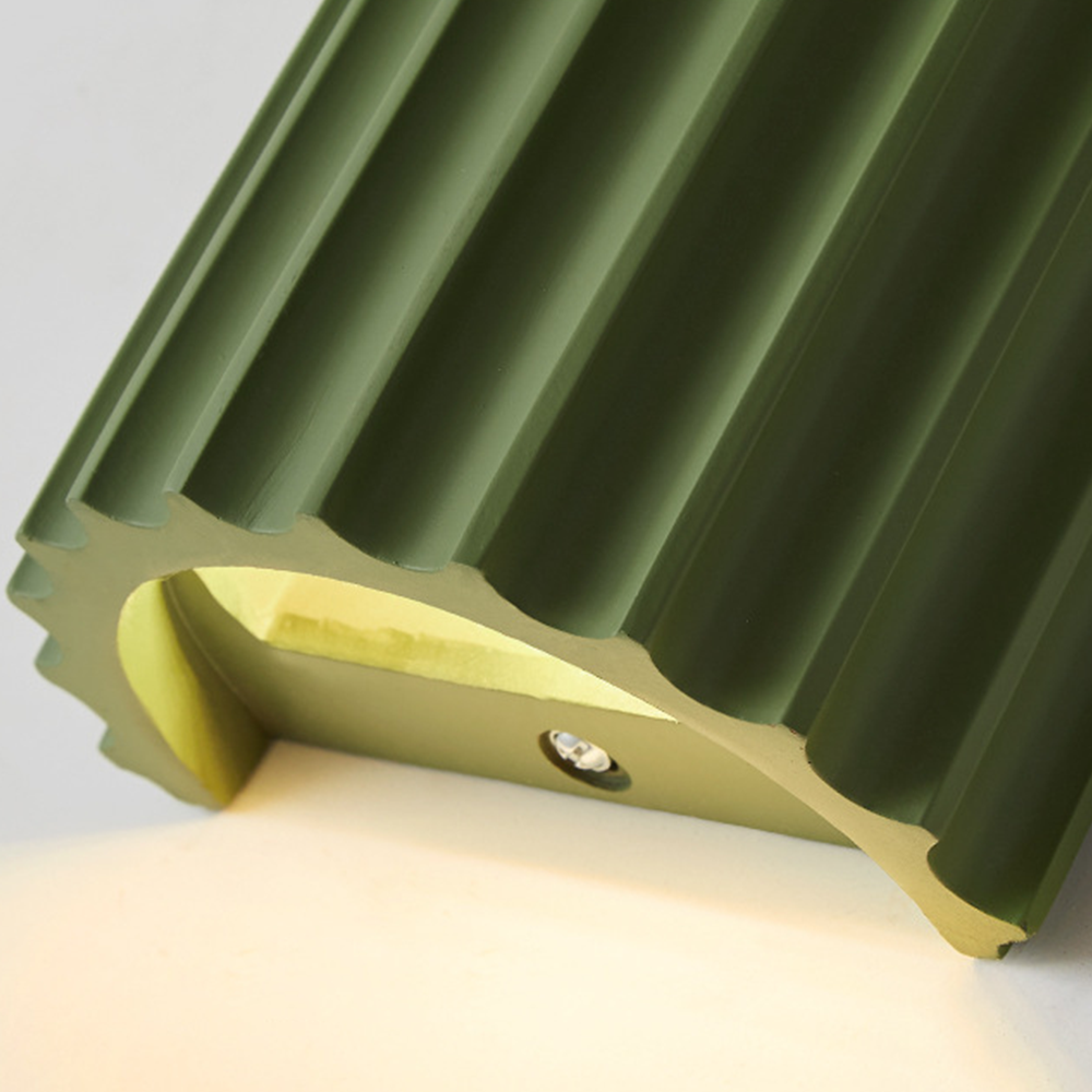 SolaraArc LED Lamp