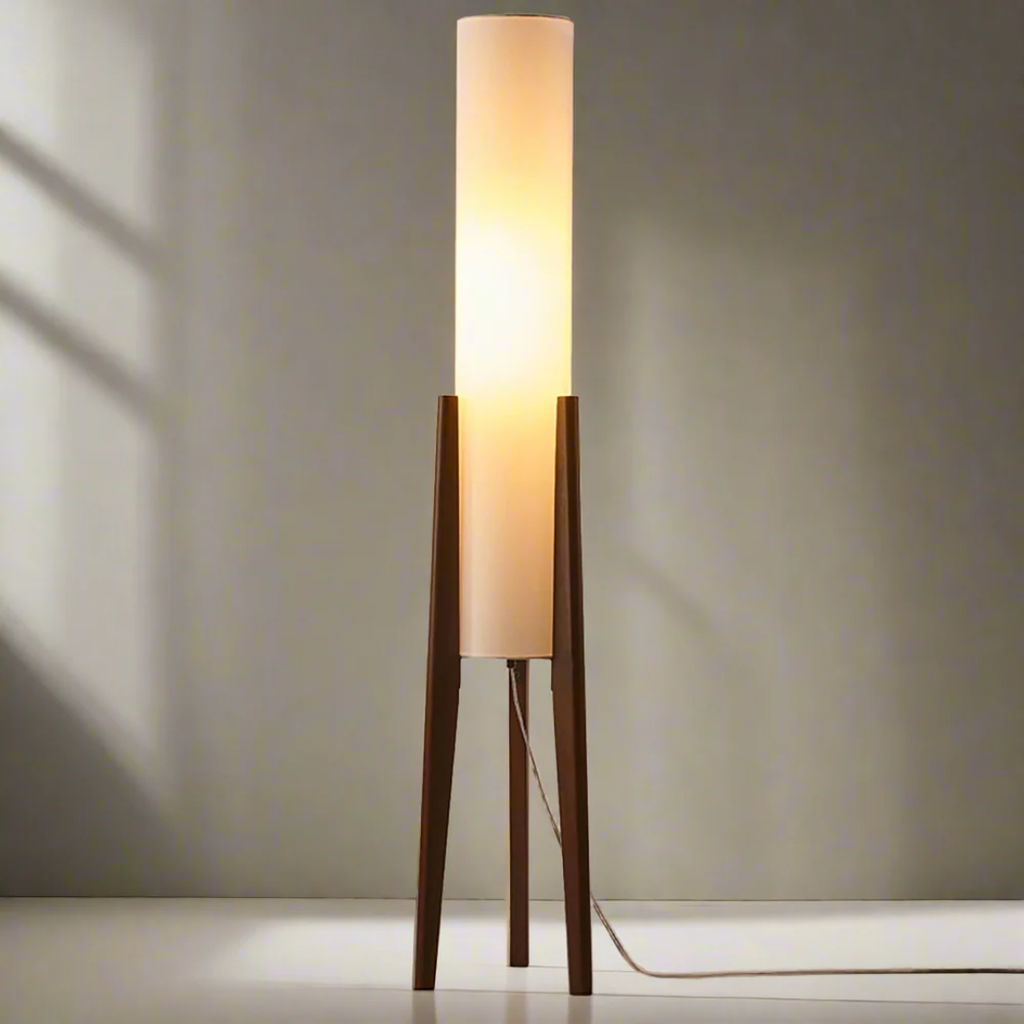 LumaOak Art Lamp