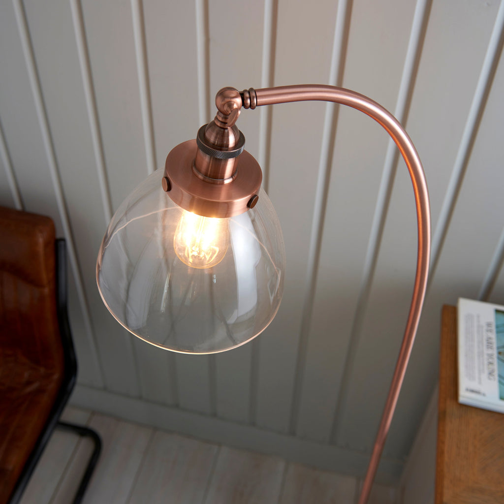 Hansen Floor Lamp