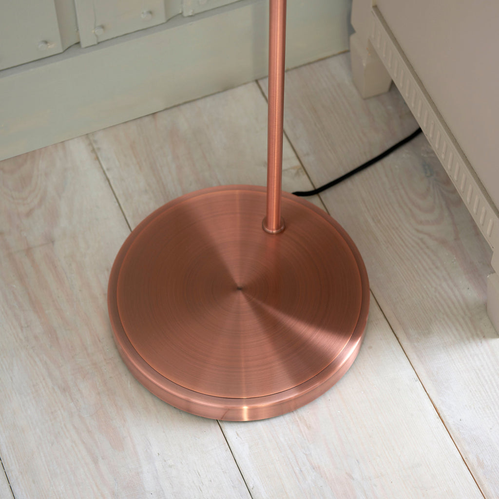 Hansen Floor Lamp
