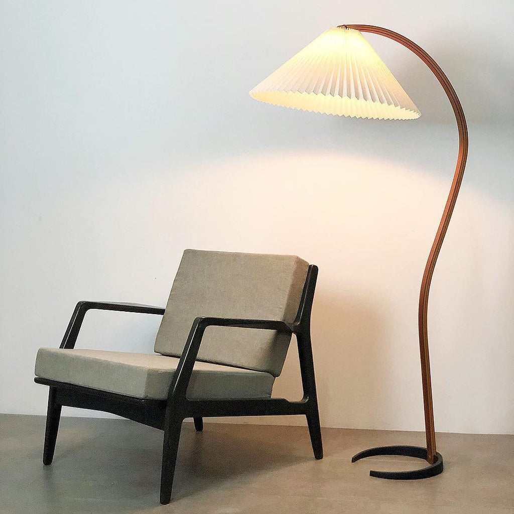 LumaArc Floor Lamp