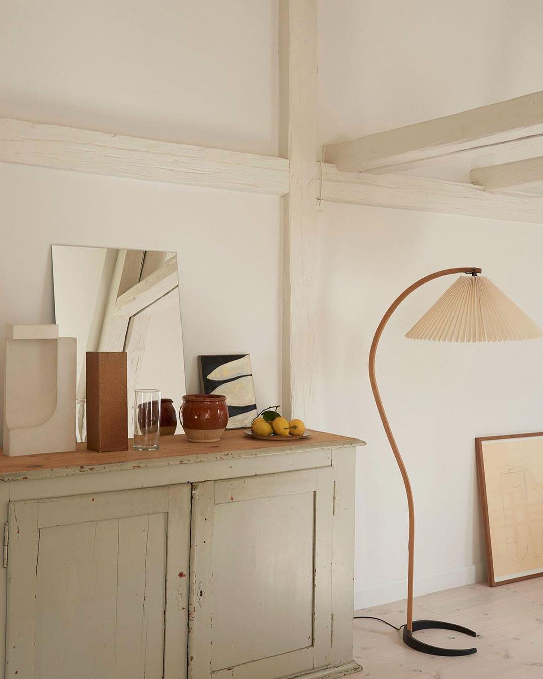 LumaArc Floor Lamp