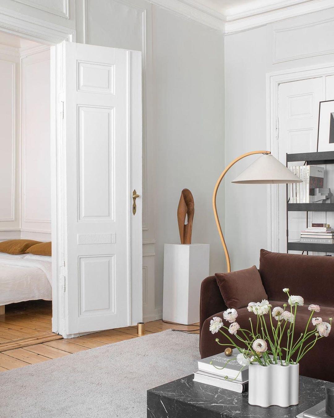 LumaArc Floor Lamp