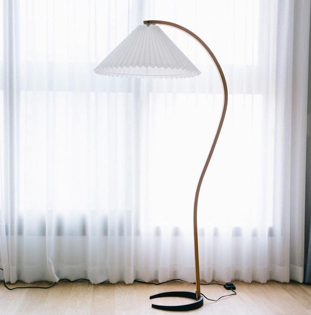 LumaArc Floor Lamp