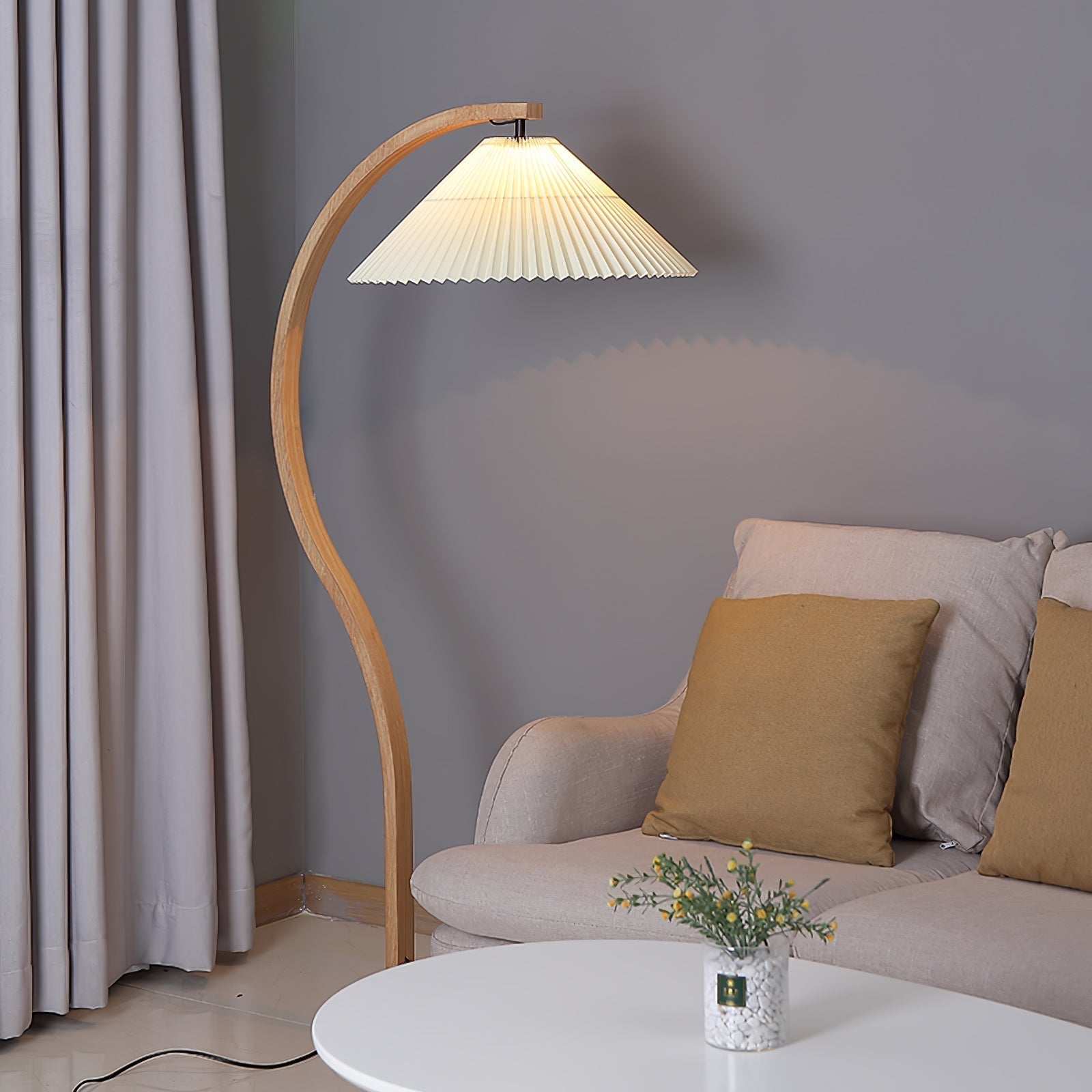 LumaArc Floor Lamp