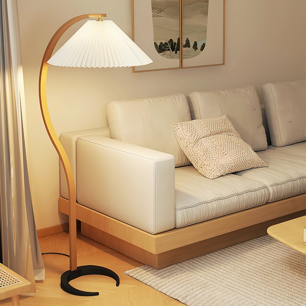 LumaArc Floor Lamp