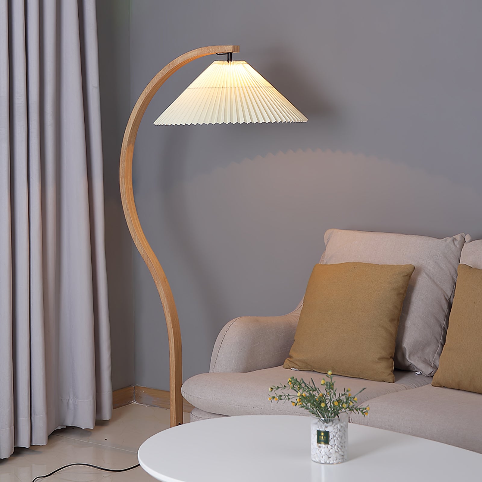 LumaArc Floor Lamp
