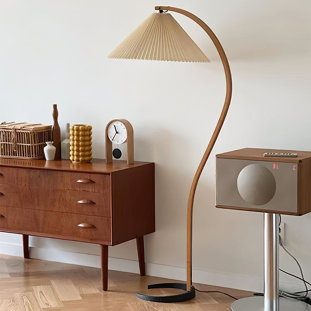 LumaArc Floor Lamp
