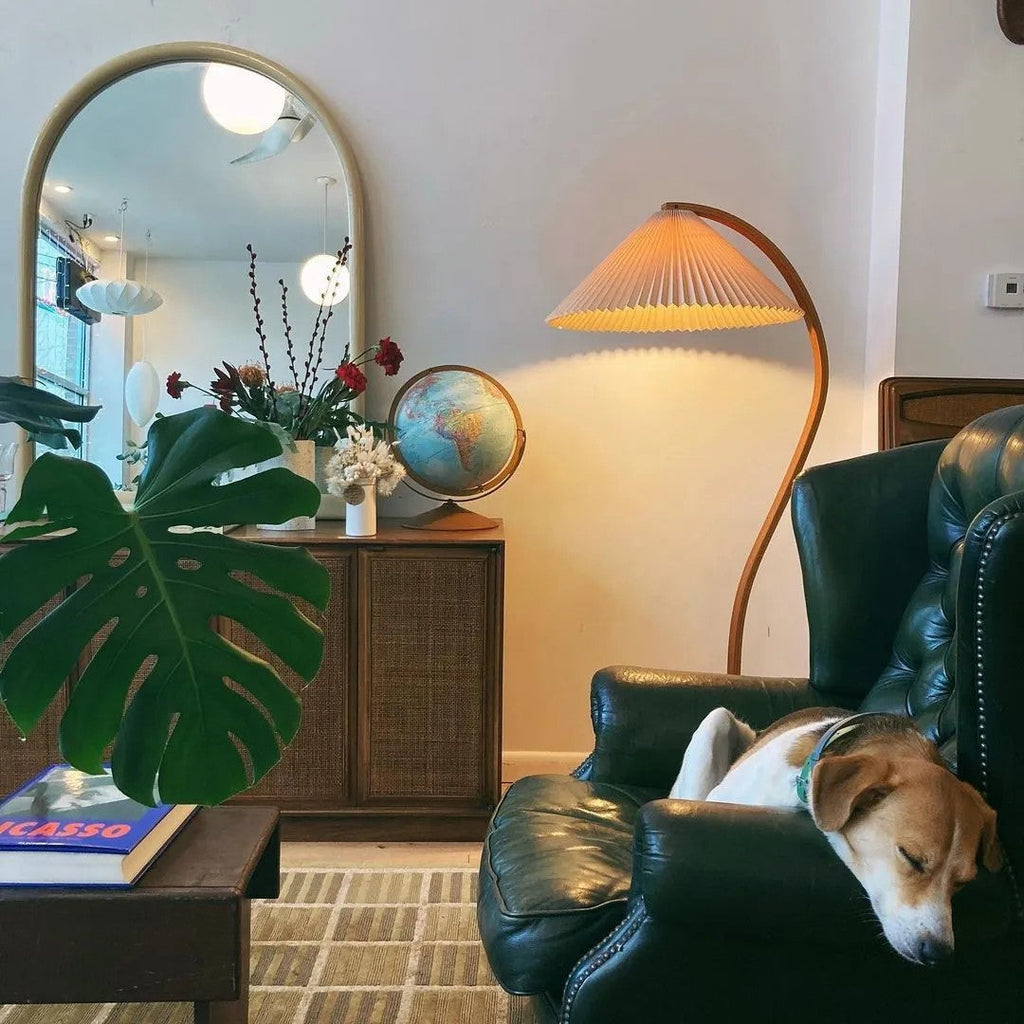 LumaArc Floor Lamp