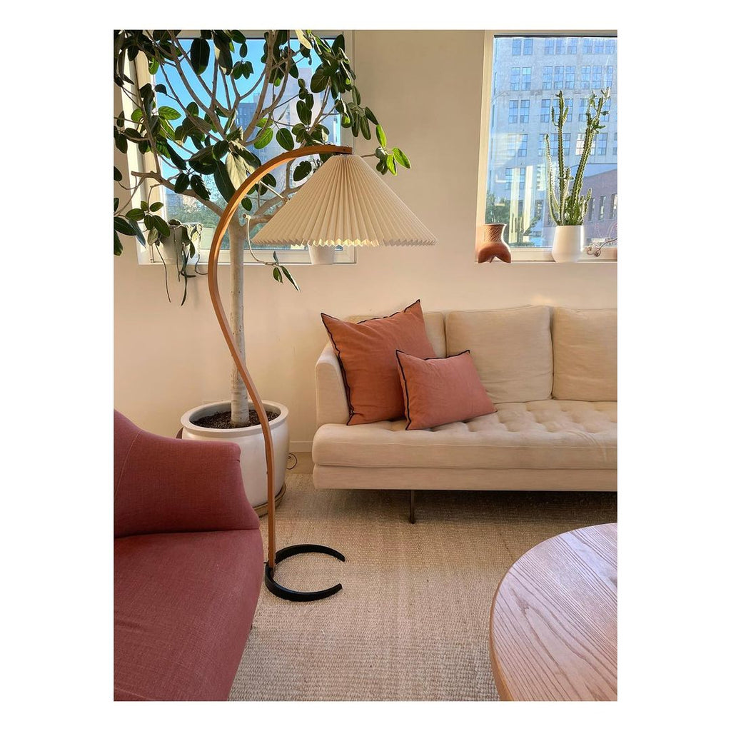 LumaArc Floor Lamp