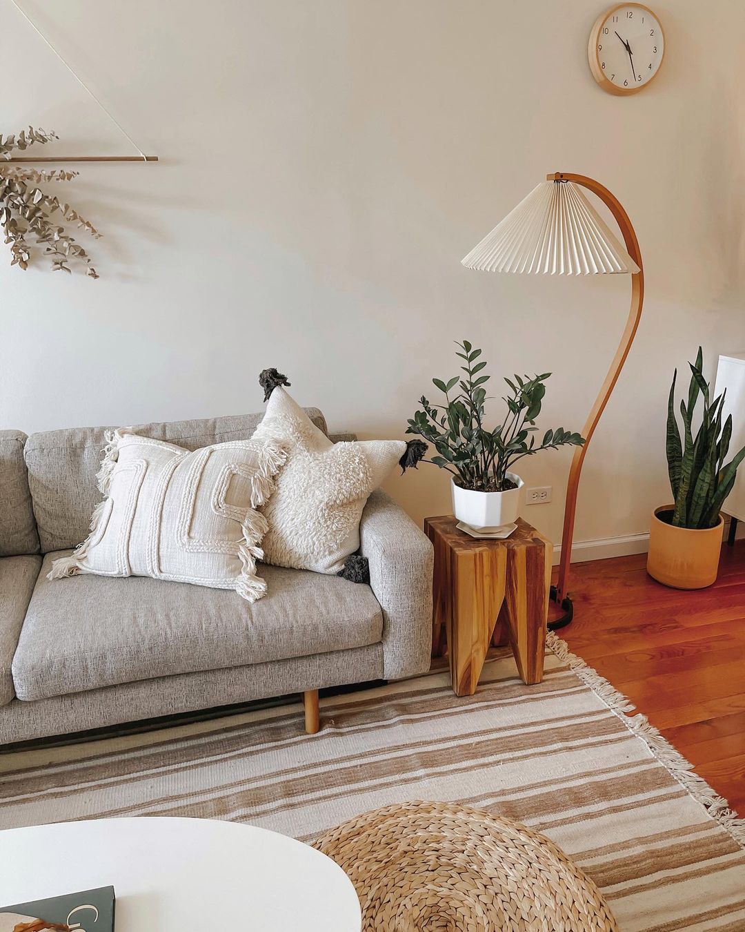 LumaArc Floor Lamp