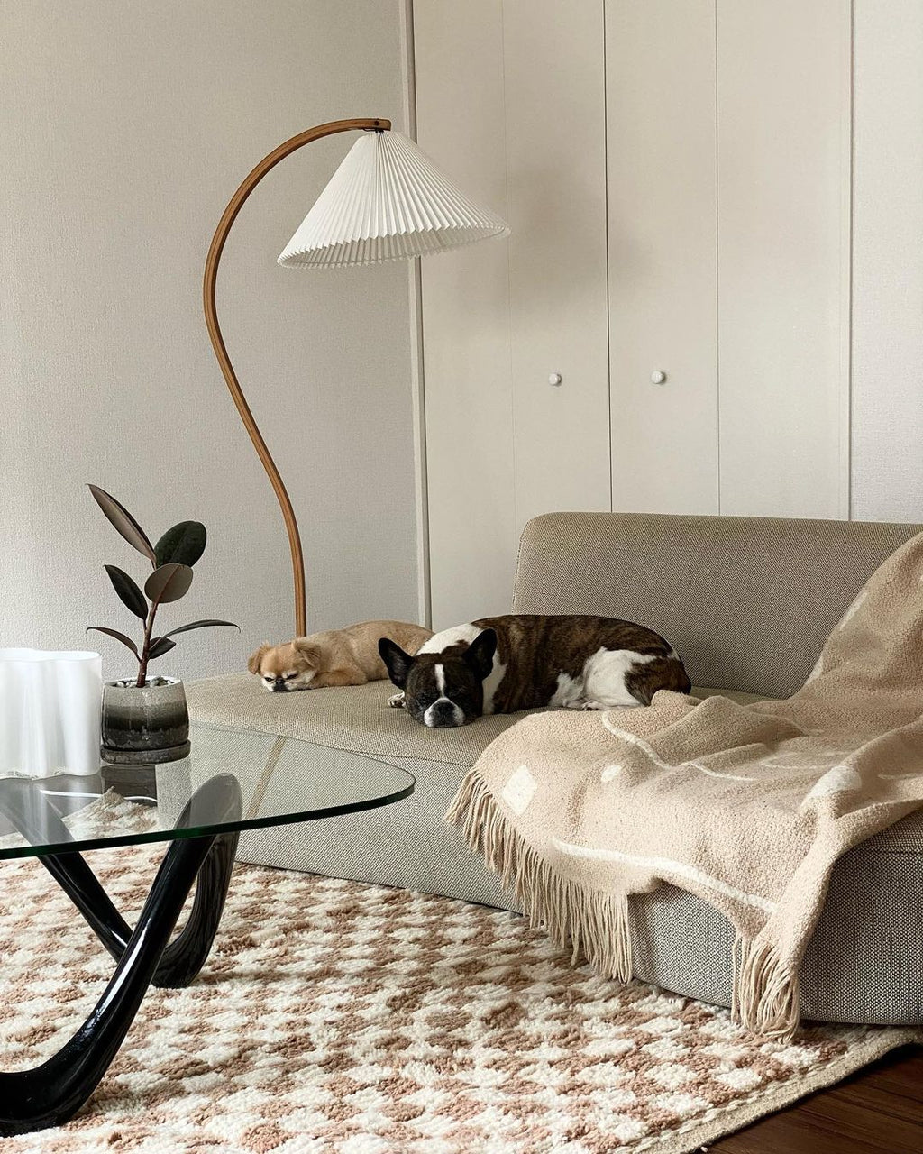 LumaArc Floor Lamp