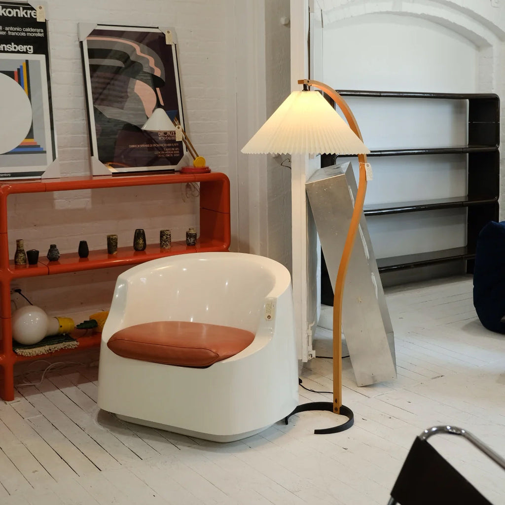LumaArc Floor Lamp