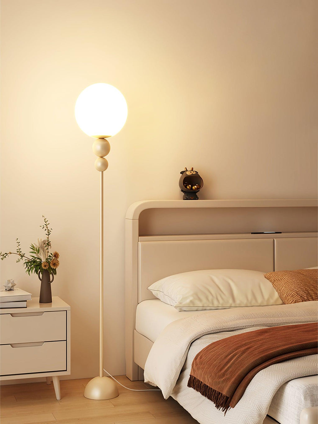 Clavel Floor Lamp