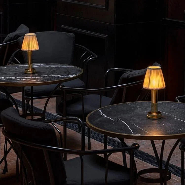 VeraLume Wireless Lamp