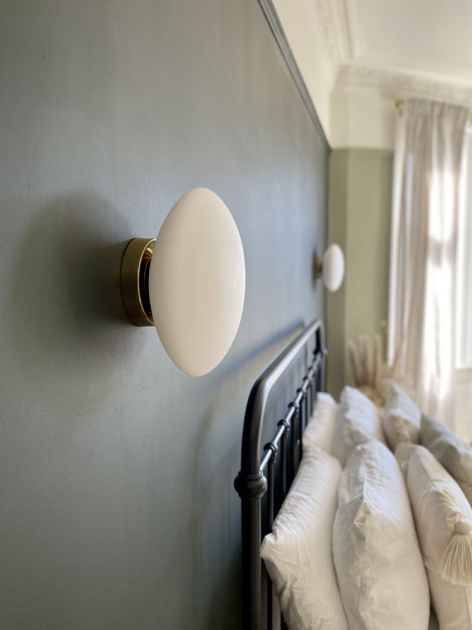 Imperial wall light