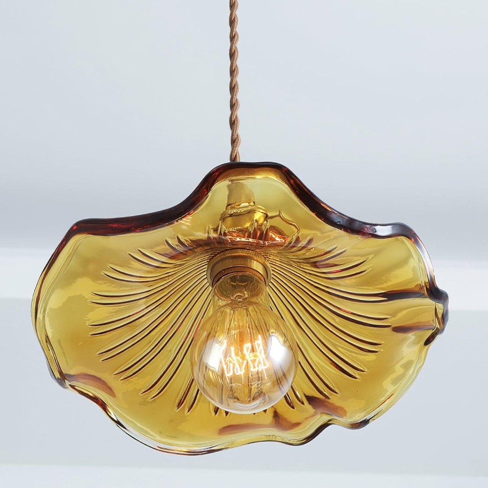 LumaPetal Table Lamp