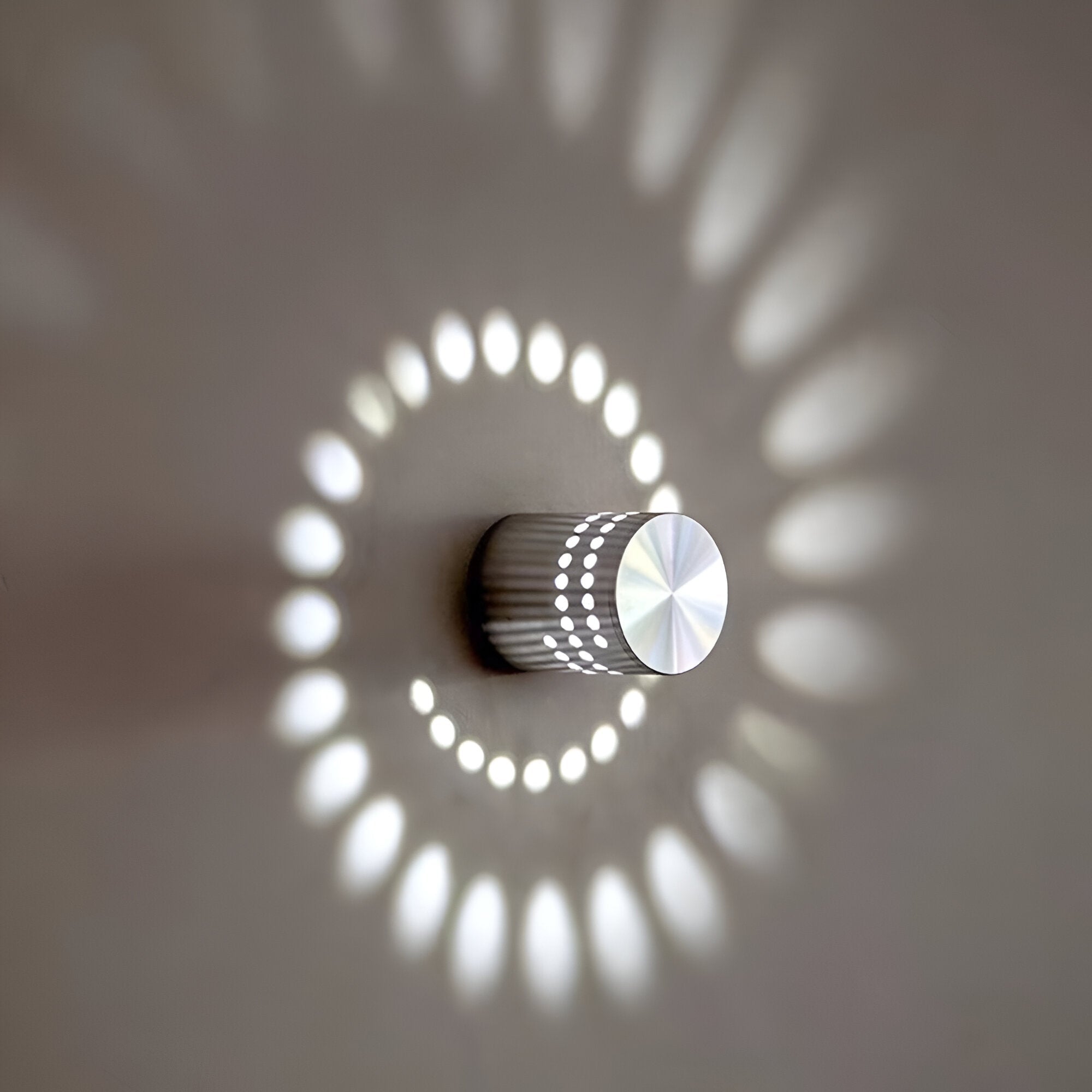 VeraLine RGB Wall Lamp