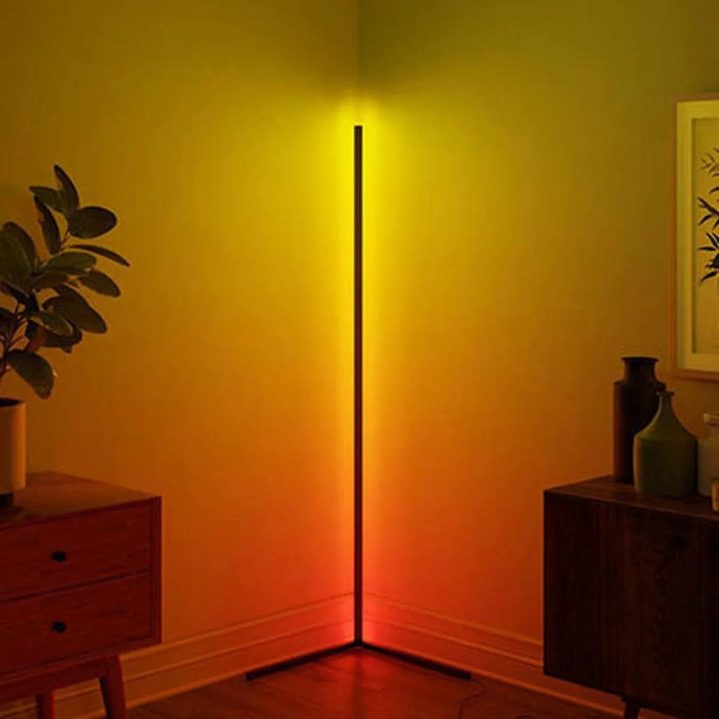 SolaraBeam Floor Lamp