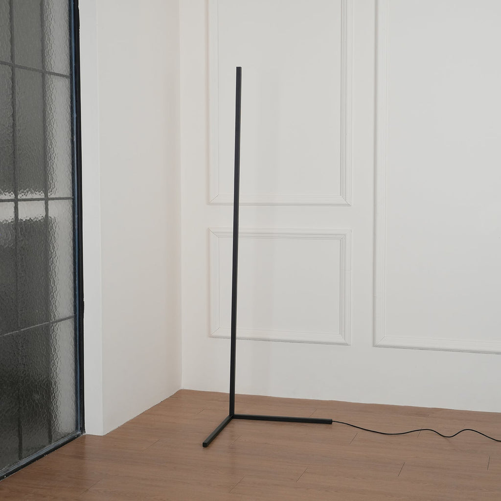 SolaraBeam Floor Lamp