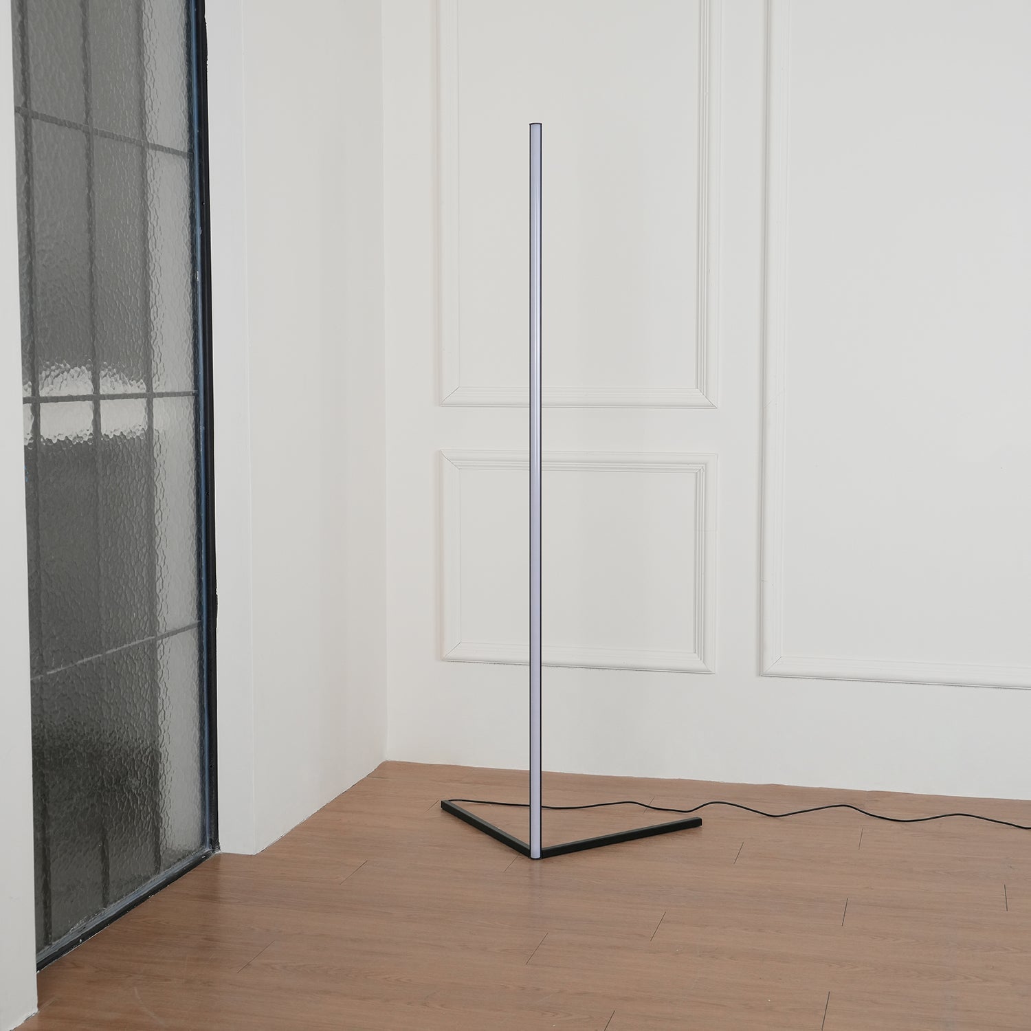 SolaraBeam Floor Lamp