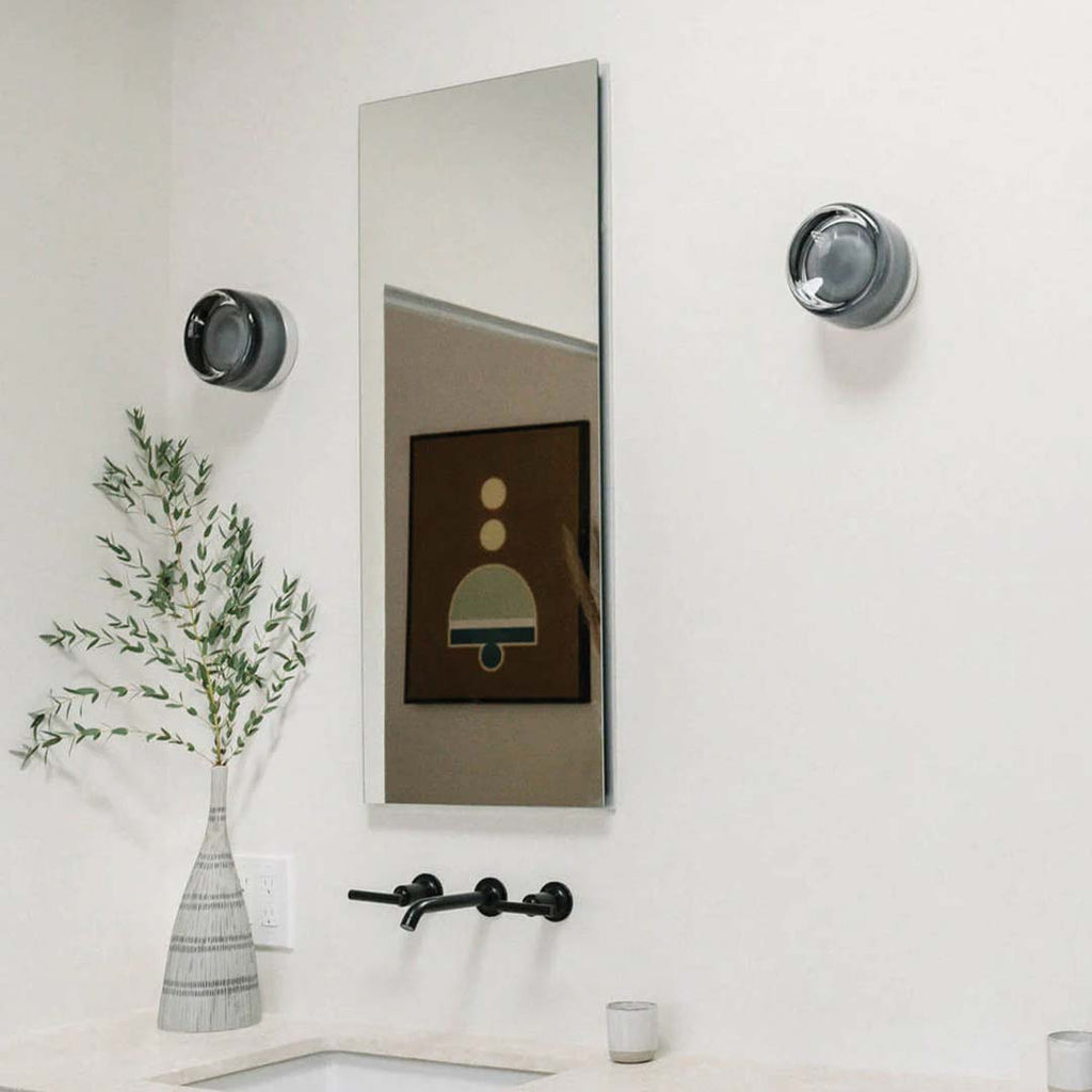 VeraDimple Wall Lamp