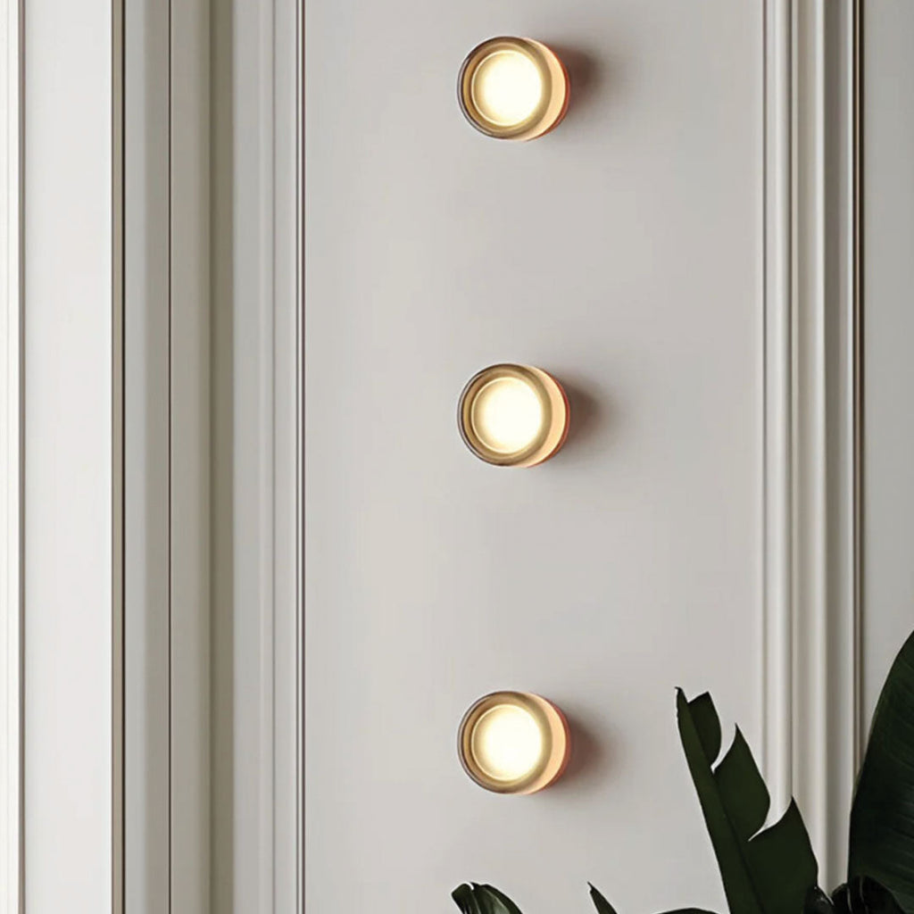VeraDimple Wall Lamp