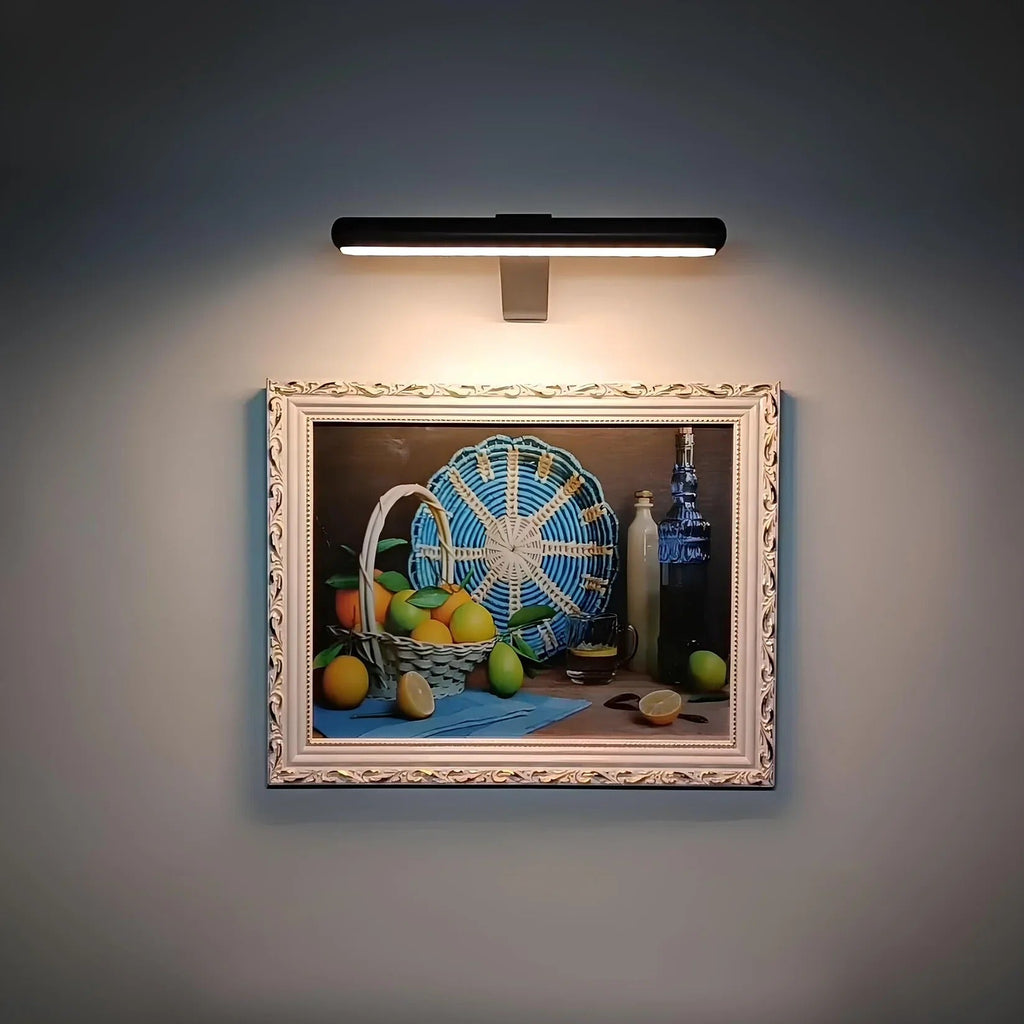 LumaFrame Wireless Wall Lamp
