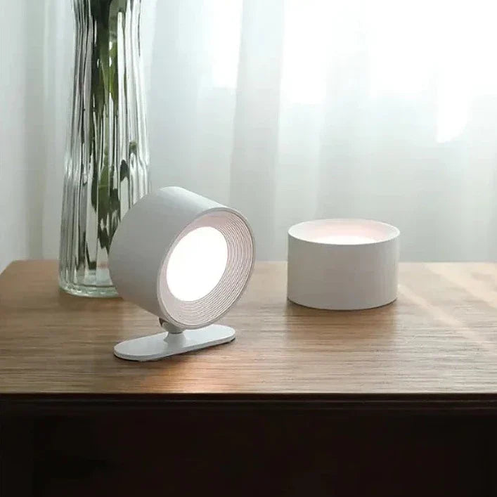 VeraLite Wall Lamp