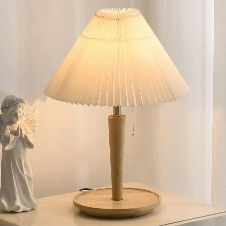 SolaraRetro Table Lamp