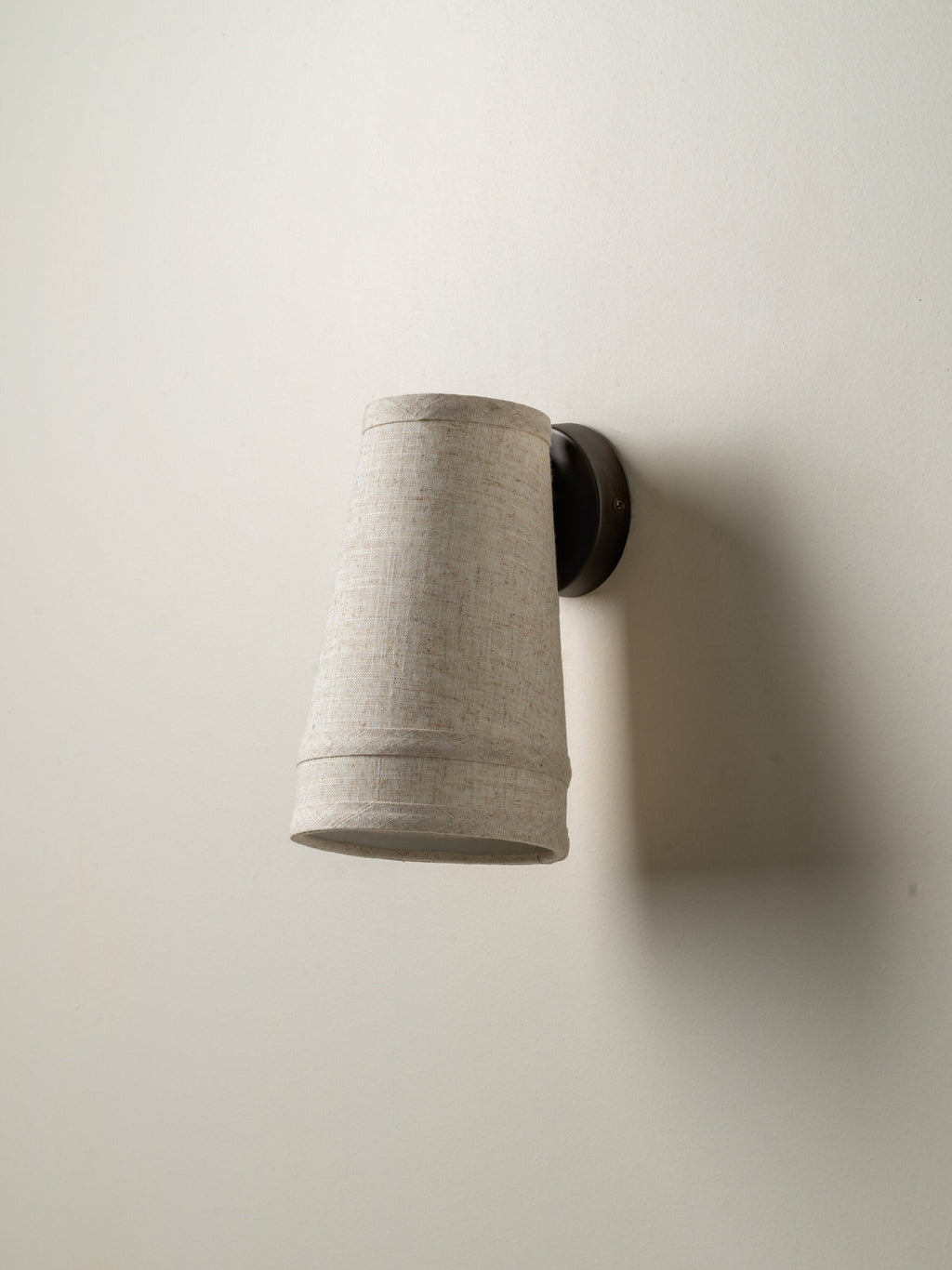 Solara wall light