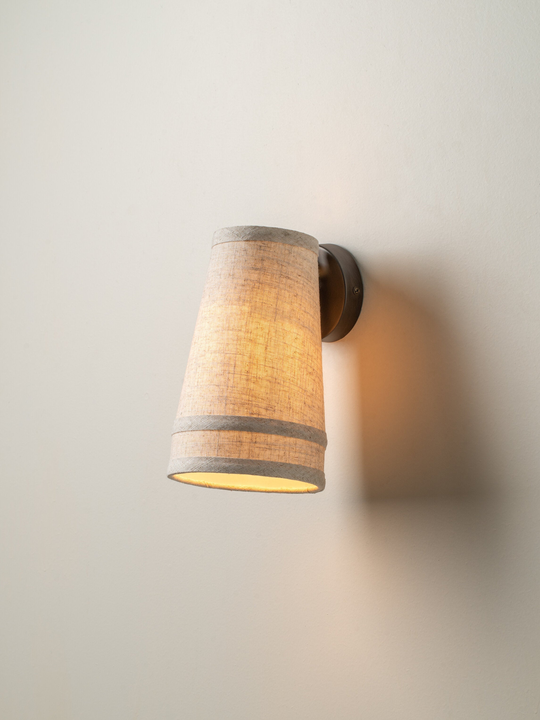 Solara wall light