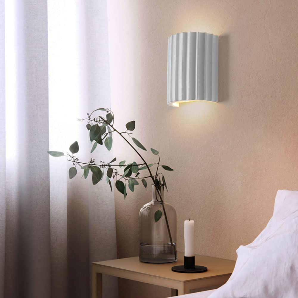 SolaraArc LED Lamp